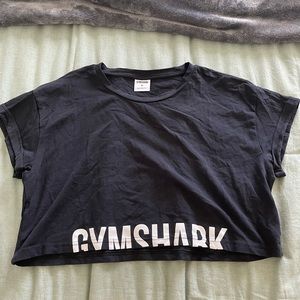 Black Gymshark Cropped Tee